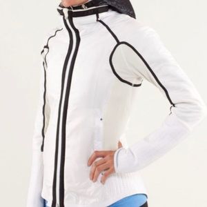 Lululemon Bundle Up Jacket White